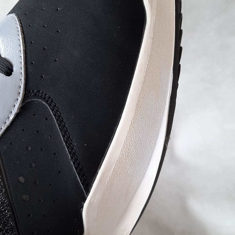 NWOT! RARE! Adidas Men's Size-20 Athletic Shoes - Picture 11 of 14